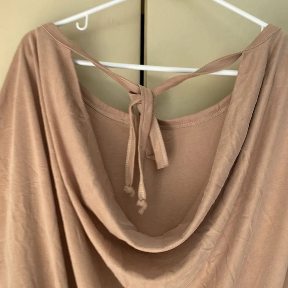 NWT Elan Medium Short Sleeve Jumpsuit Tan Wide Neck Drawstring Jogger - Picture 2 of 9